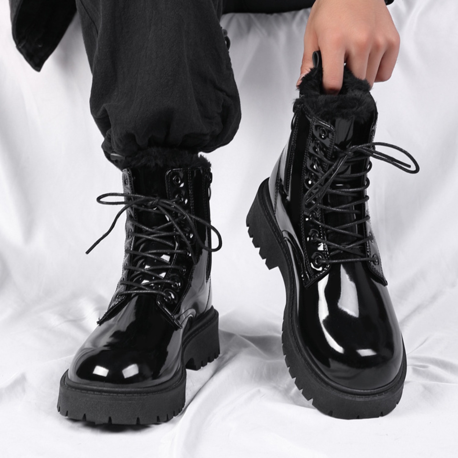 남성용 따뜻한 플러시 하이탑 부츠 겨울용 소프트솔 논슬 - Waterproof Winter Boot 리뷰 및 가격